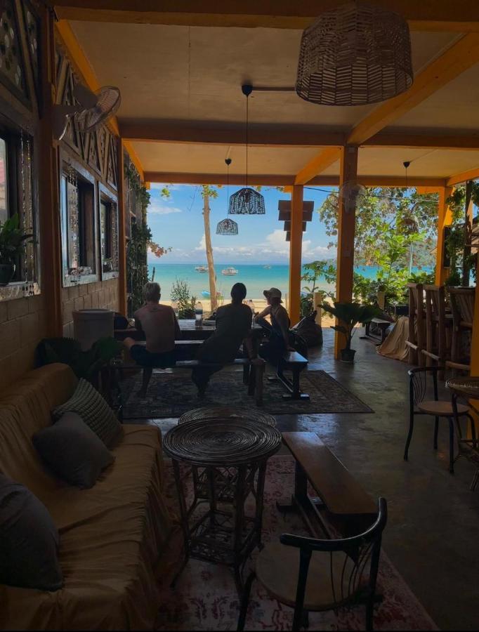 Seashell Guesthouse, Bar And Tattoos Koh Rong Sanloem Exterior photo
